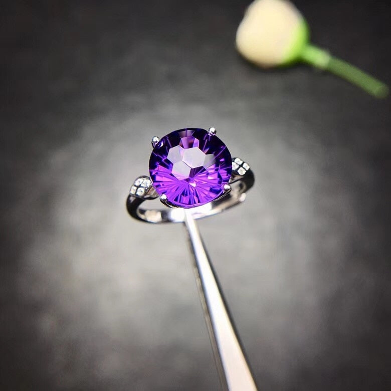 Sterling Silver Amethyst Solitaire Ring